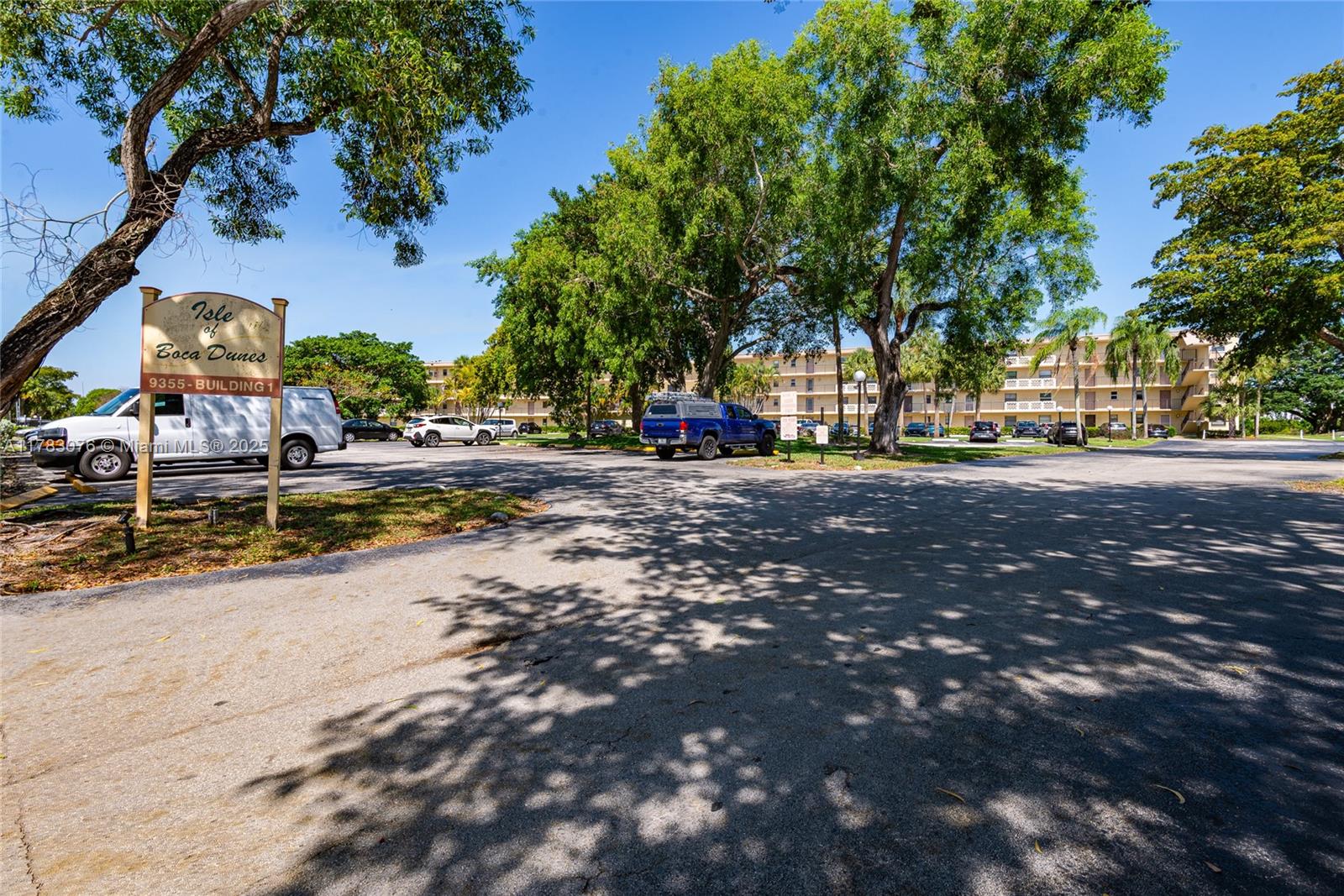 ISLE OF SANDALFOOT CONDO - Residential Lease