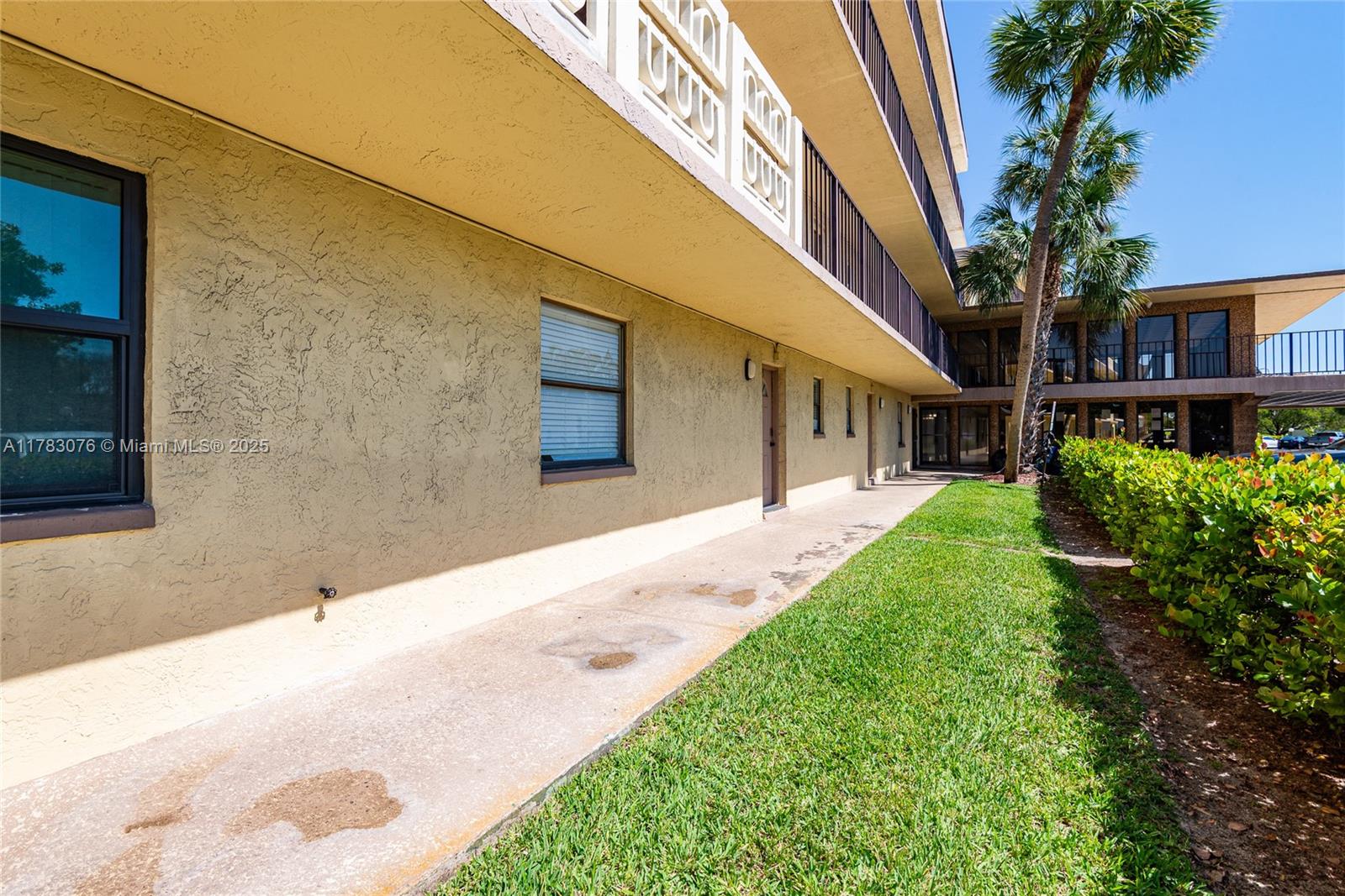 ISLE OF SANDALFOOT CONDO - Residential Lease