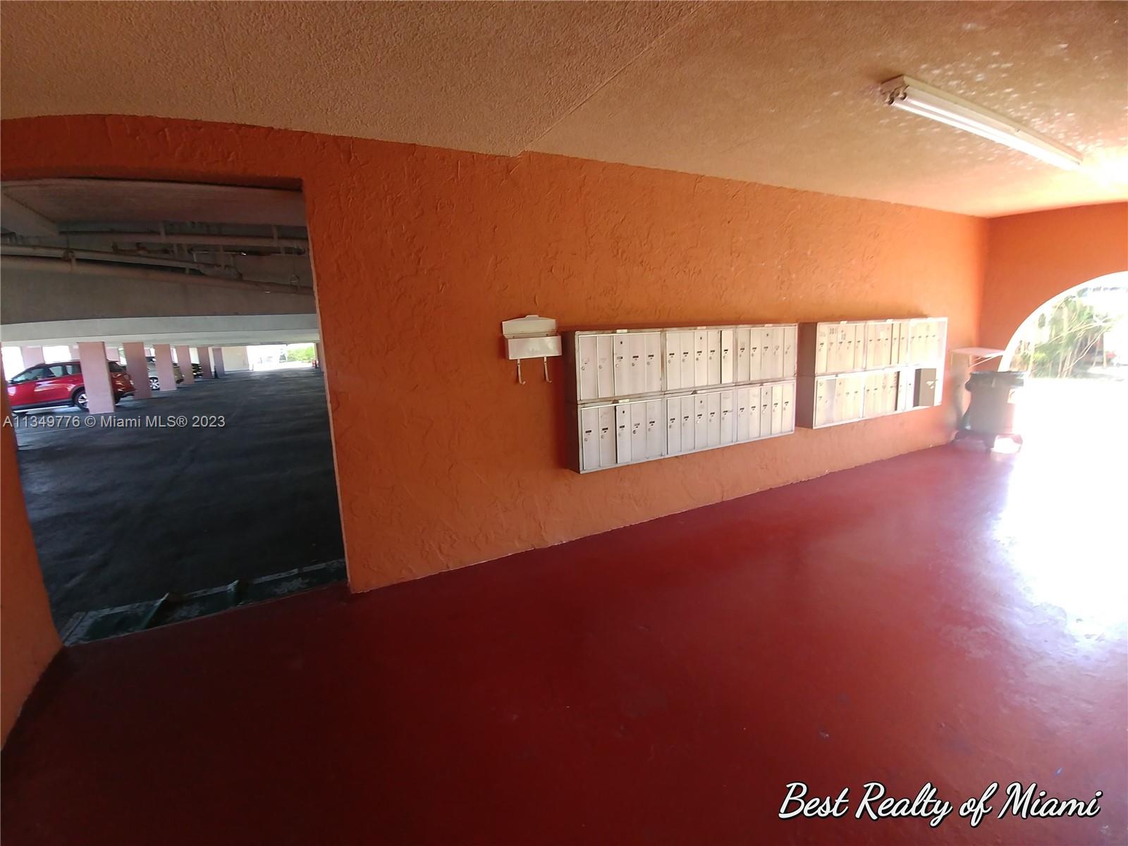 VILLA CATALINA CONDO - Residential Lease