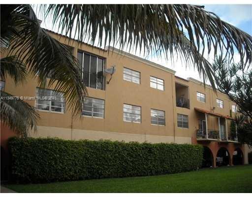 VILLA CATALINA CONDO - Residential Lease