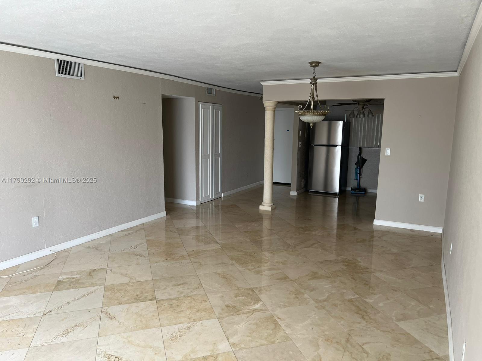 4000 NE 170th St 604