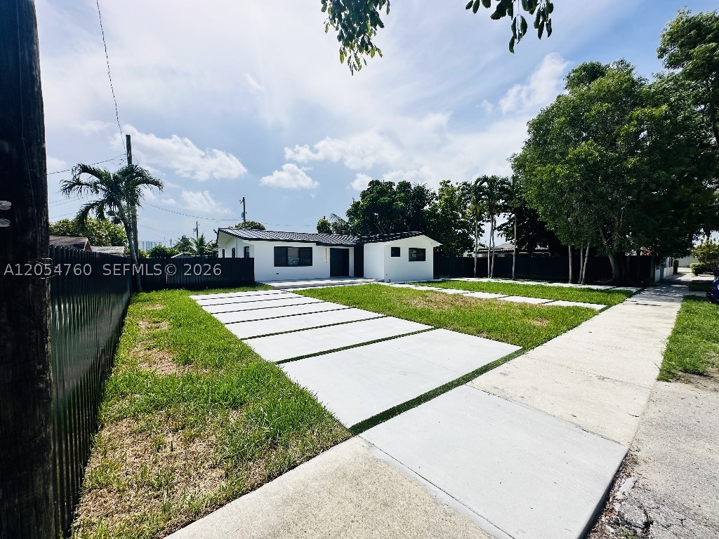 430 SW 100th Ave