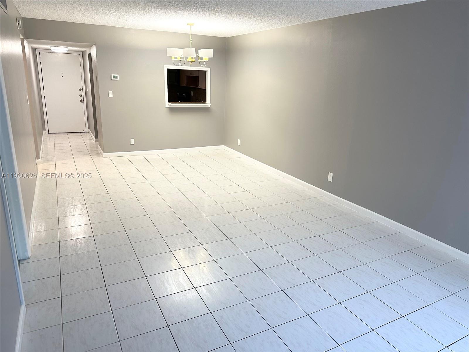 PARKSIDE TOWERS CONDO - Residential Lease