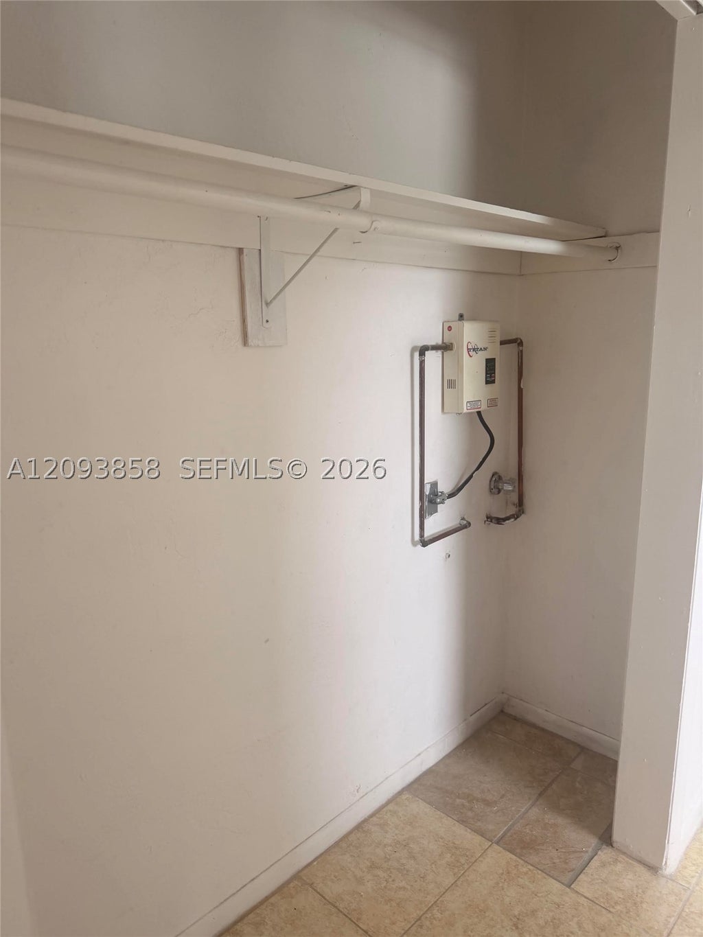 Photo of 1945 SW 5th Pl #5, Fort Lauderdale, FL 33312 (MLS # A12093858)
