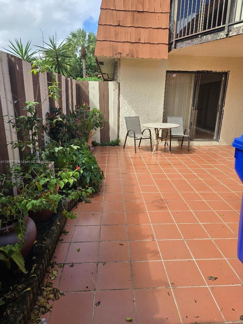 WOODVILLE - Residential Lease