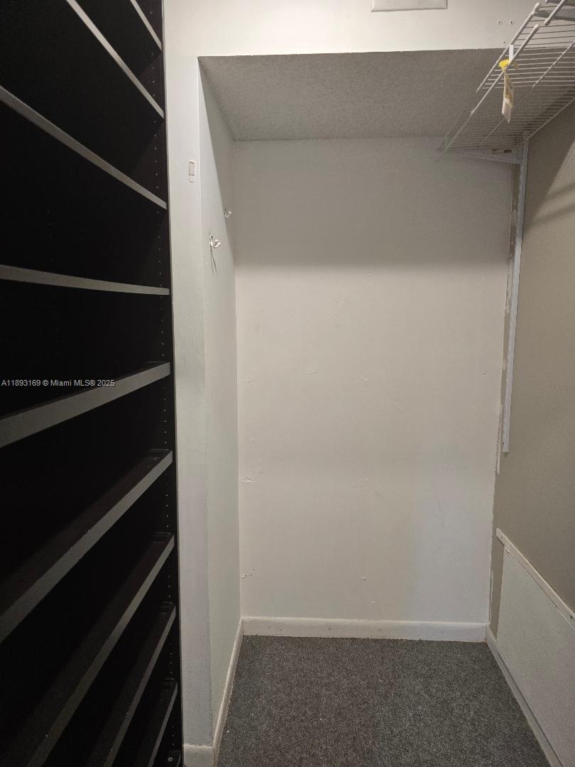 WOODVILLE - Residential Lease