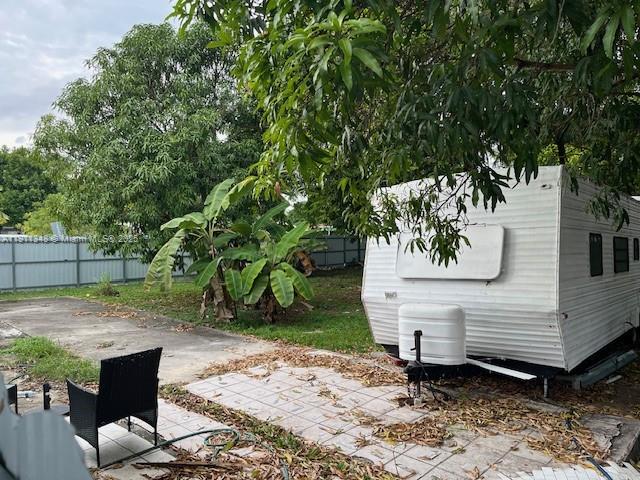 MIAMI PARK SEC 1 - Residential