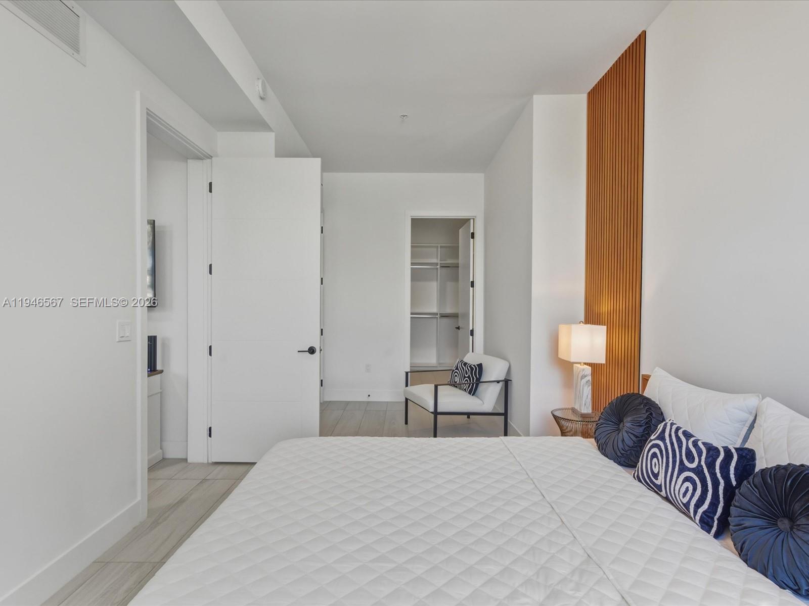 LINCOLN SUB - Residential