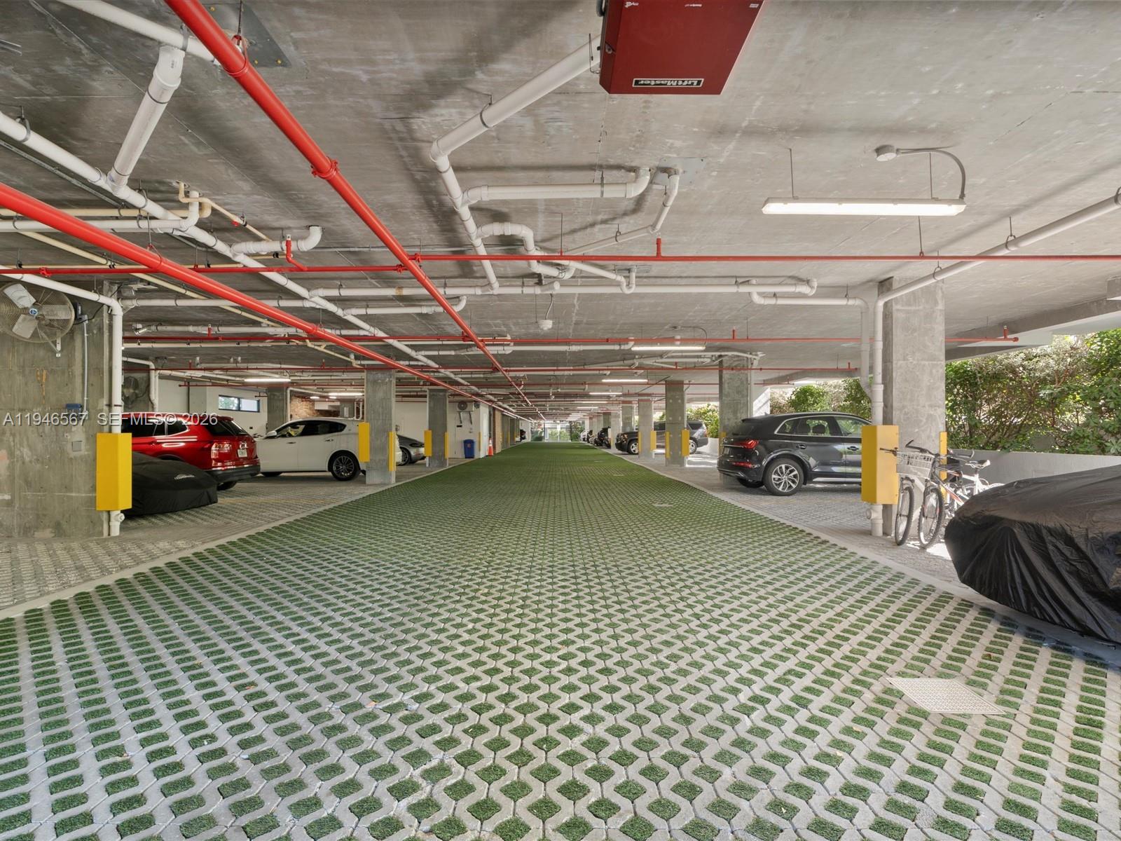 LINCOLN SUB - Residential