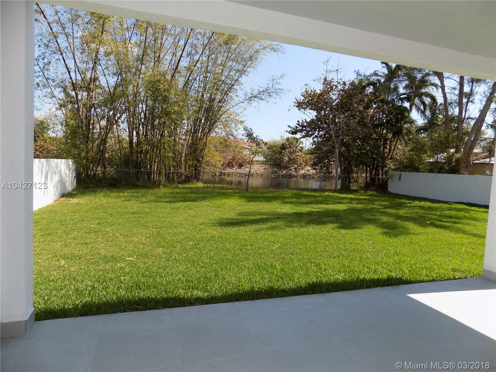 BISCAYNE GDNS SEC E PART - Residential