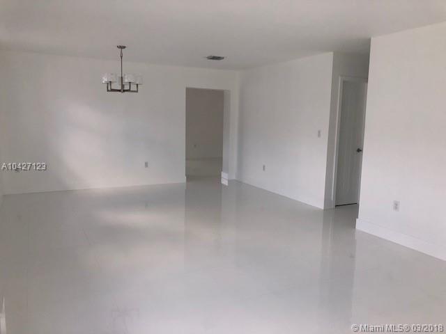 BISCAYNE GDNS SEC E PART - Residential