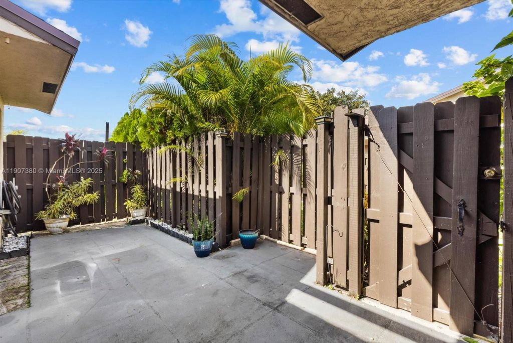 Photo of 3502 Waterview Cir, Palm Springs, FL 33461 (MLS # A11907380)