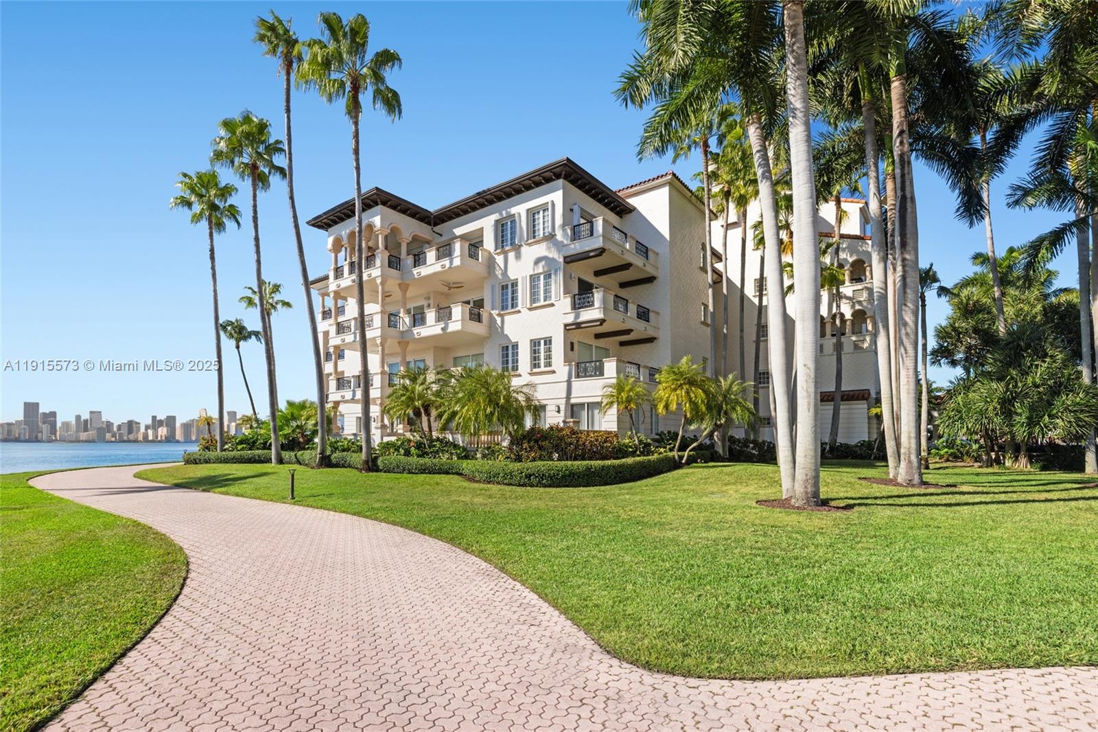 BAYVIEW AT FISHER ISL CON - Residential Lease