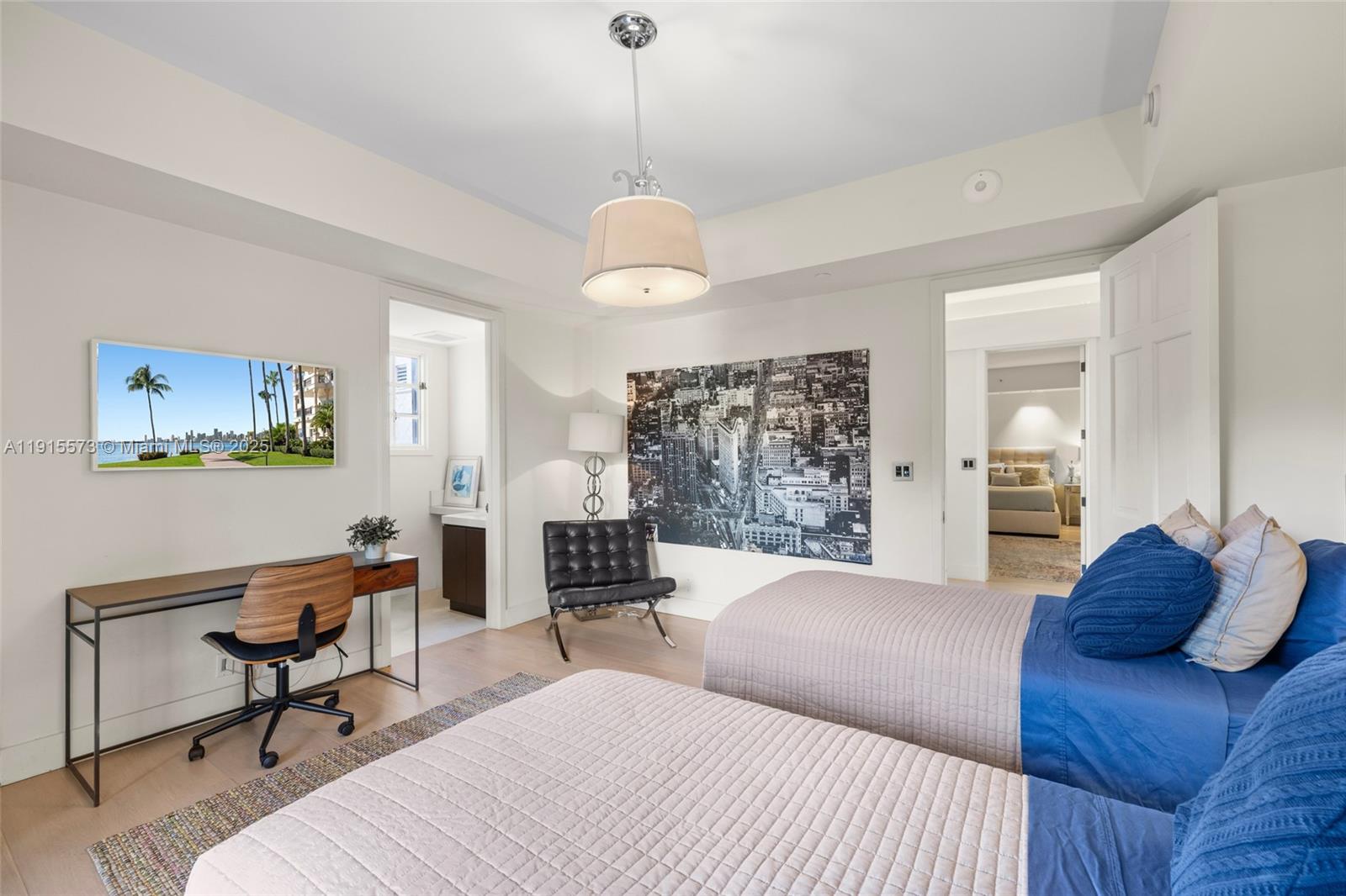 BAYVIEW AT FISHER ISL CON - Residential Lease