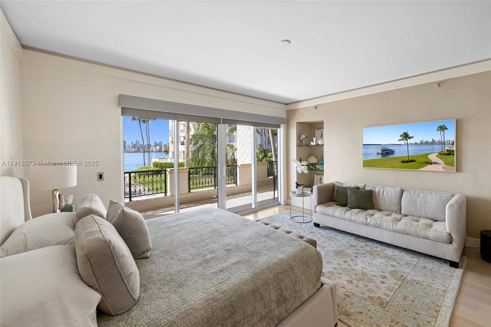 BAYVIEW AT FISHER ISL CON - Residential Lease