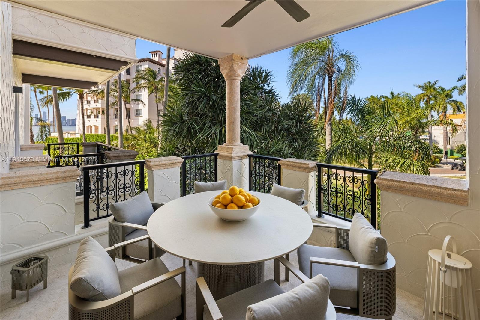 BAYVIEW AT FISHER ISL CON - Residential Lease