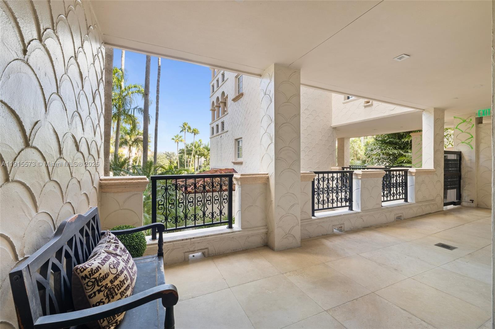 BAYVIEW AT FISHER ISL CON - Residential Lease