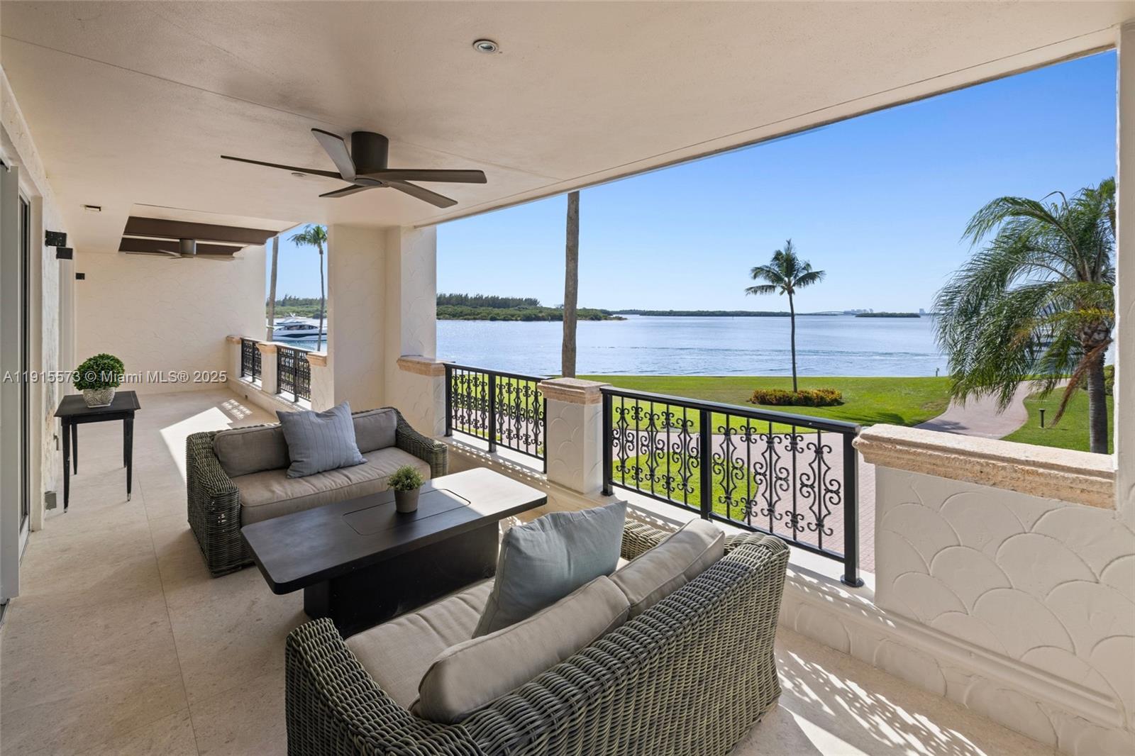 BAYVIEW AT FISHER ISL CON - Residential Lease