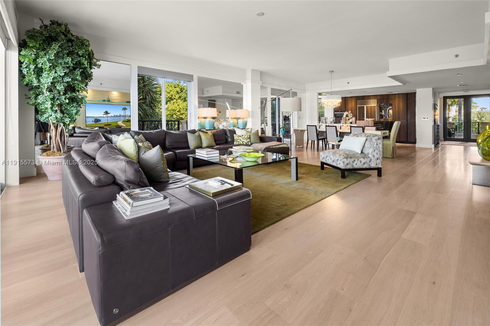 BAYVIEW AT FISHER ISL CON - Residential Lease