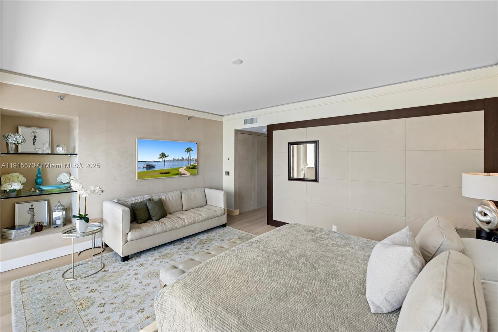 BAYVIEW AT FISHER ISL CON - Residential Lease