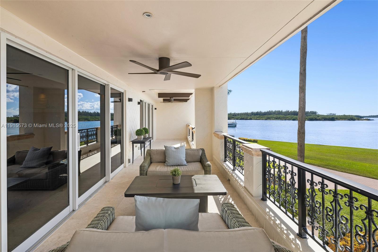 BAYVIEW AT FISHER ISL CON - Residential Lease