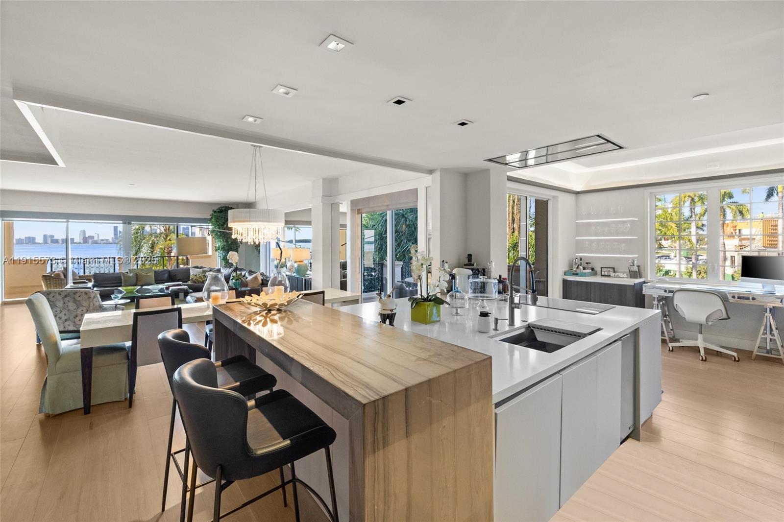 BAYVIEW AT FISHER ISL CON - Residential Lease