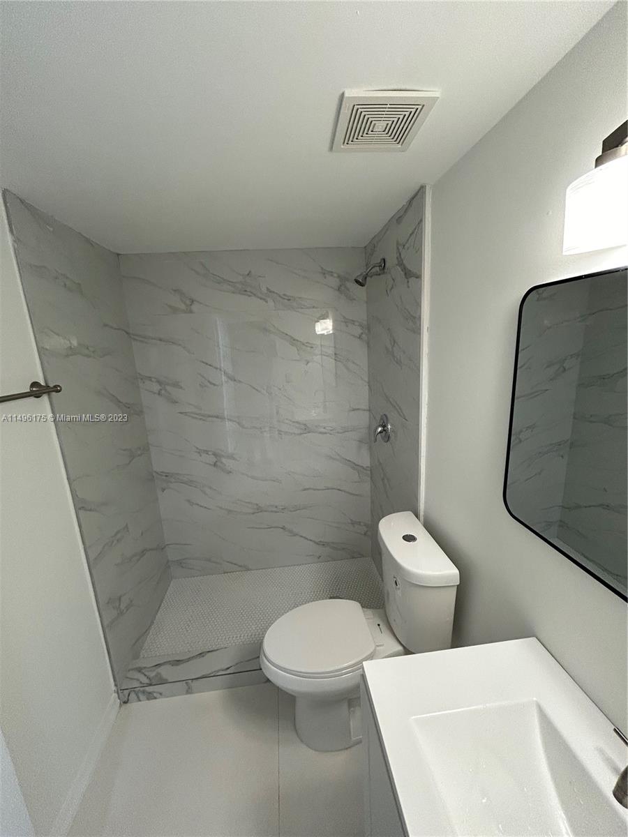 GRAPELAND HEIGHTS 2ND SEC - Residential Lease