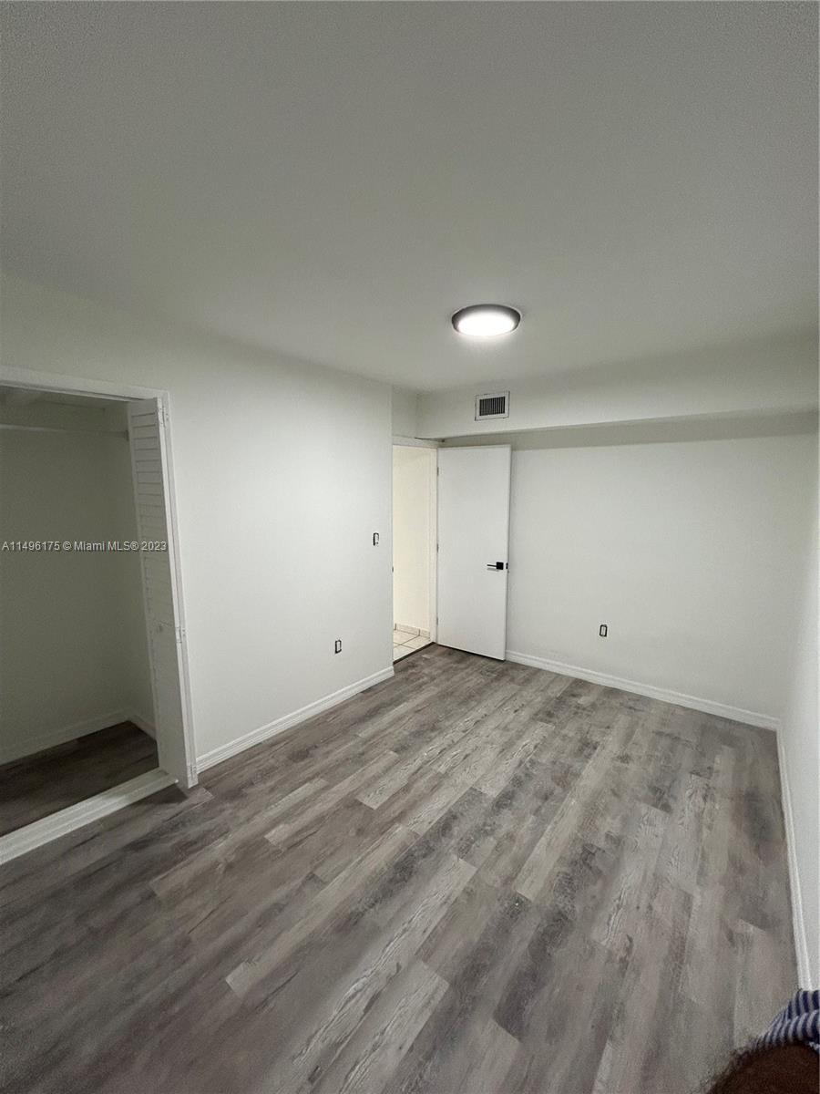 GRAPELAND HEIGHTS 2ND SEC - Residential Lease