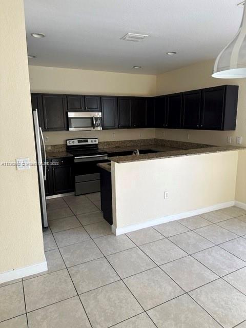 BELLAGIO VILLAS - Residential Lease