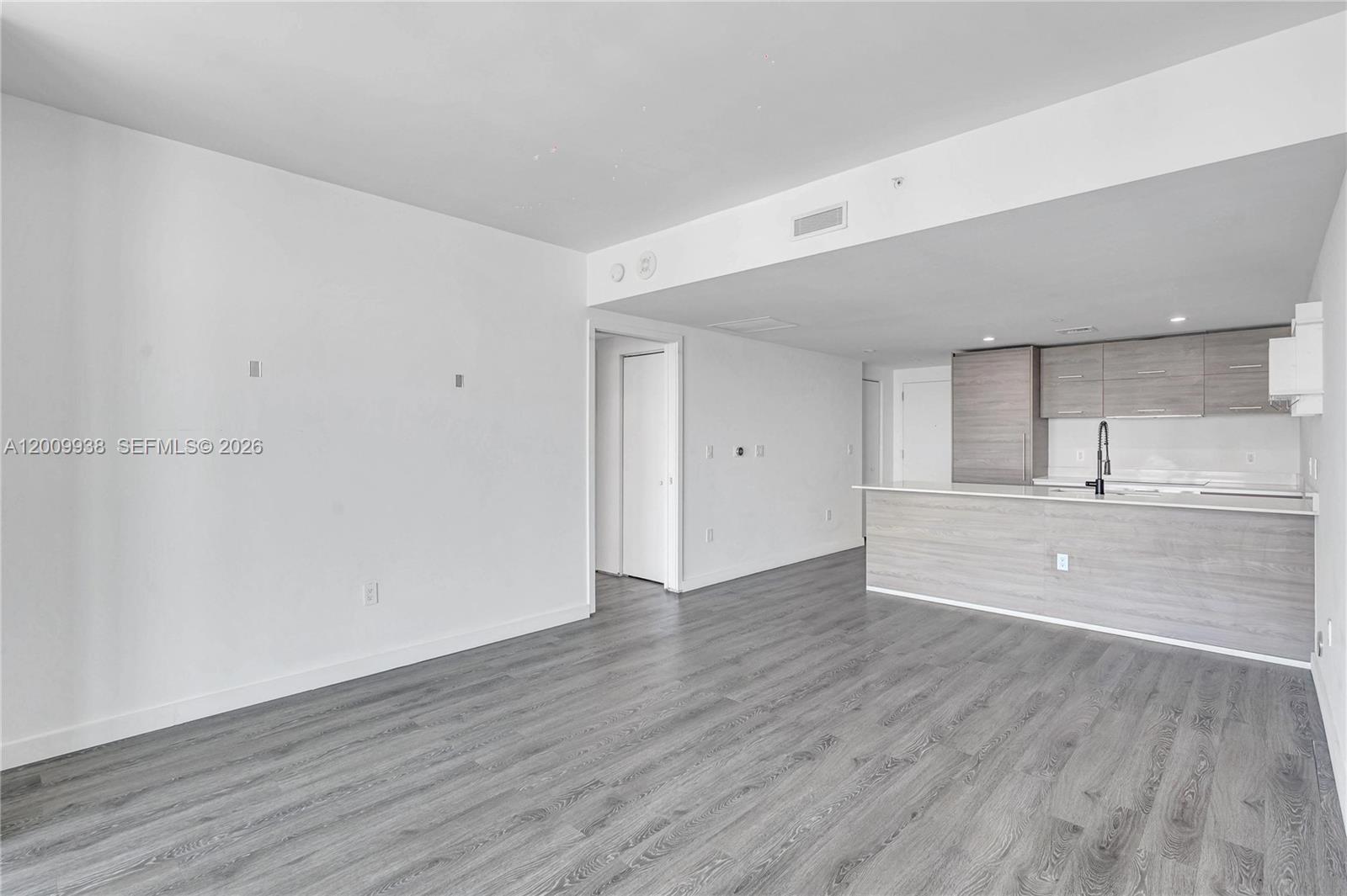 1300 S MIAMI AVENUE CONDO - Residential