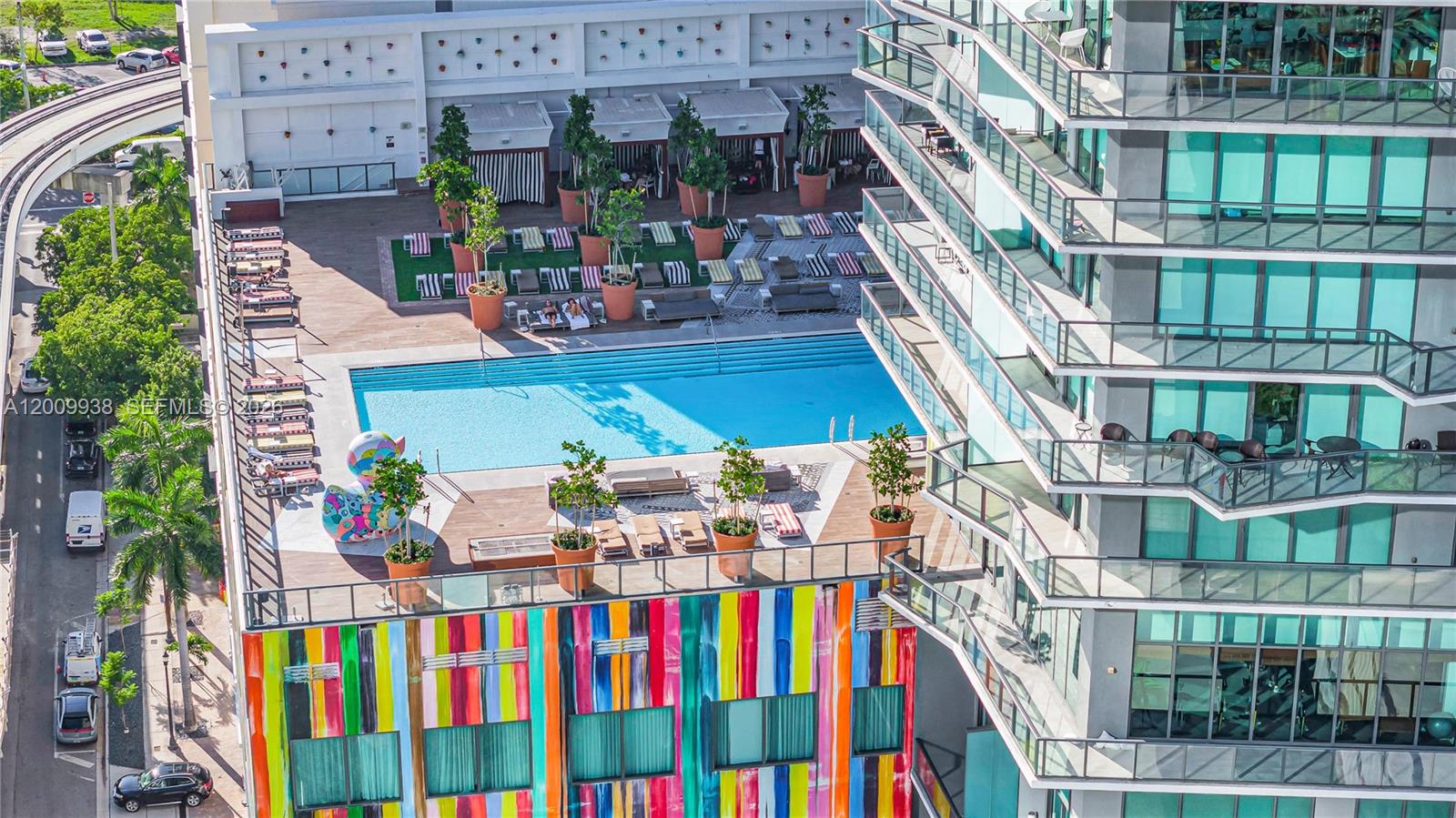 1300 S MIAMI AVENUE CONDO - Residential