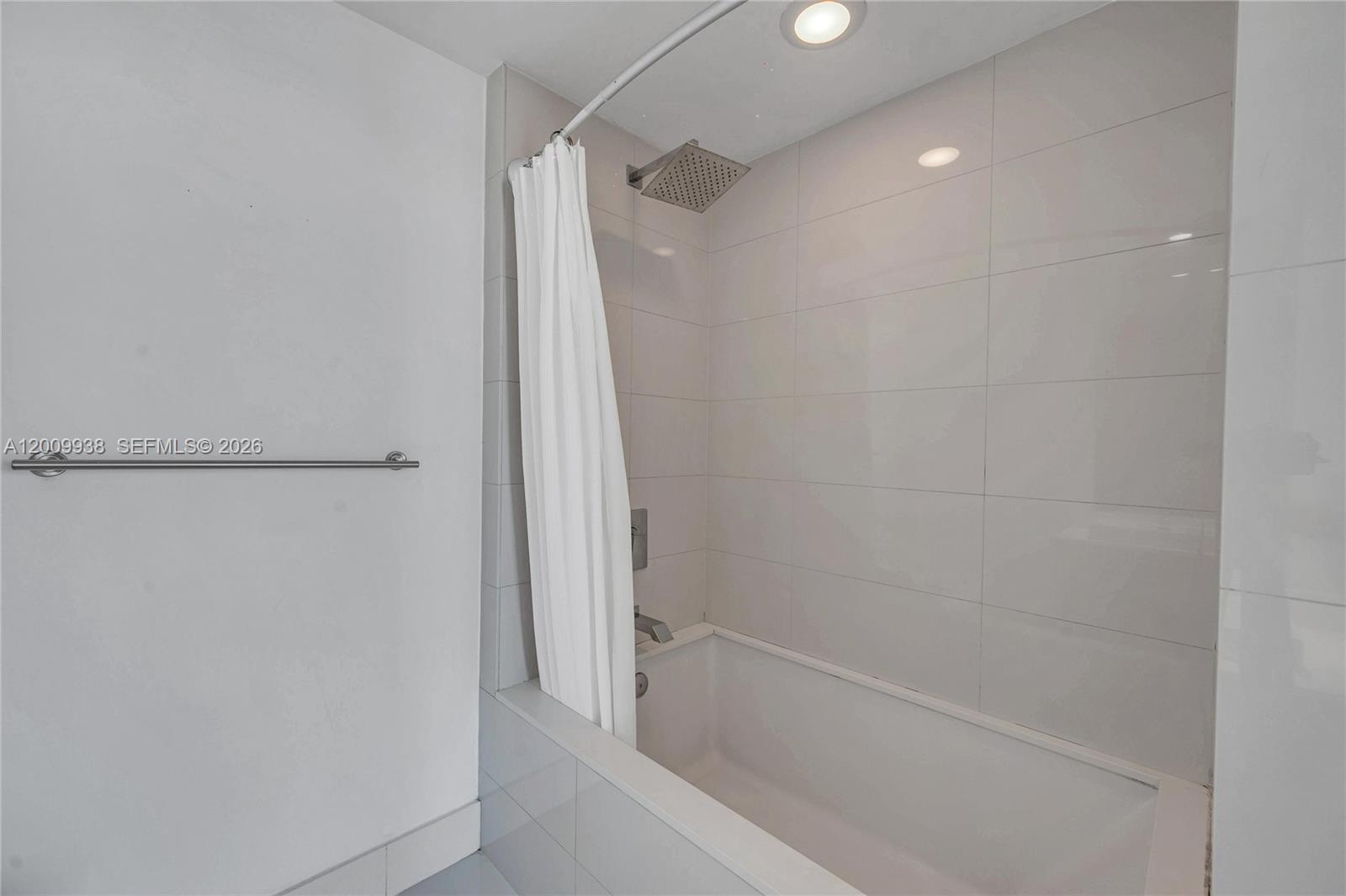 1300 S MIAMI AVENUE CONDO - Residential