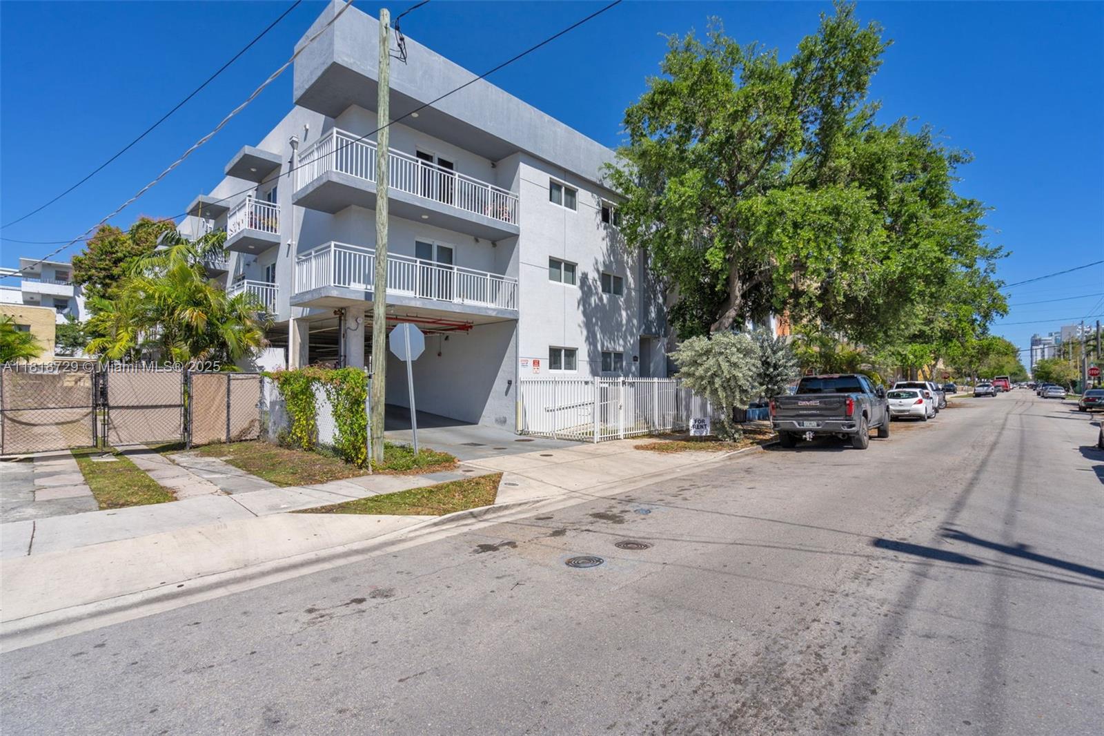 1029 NW 3rd St 303