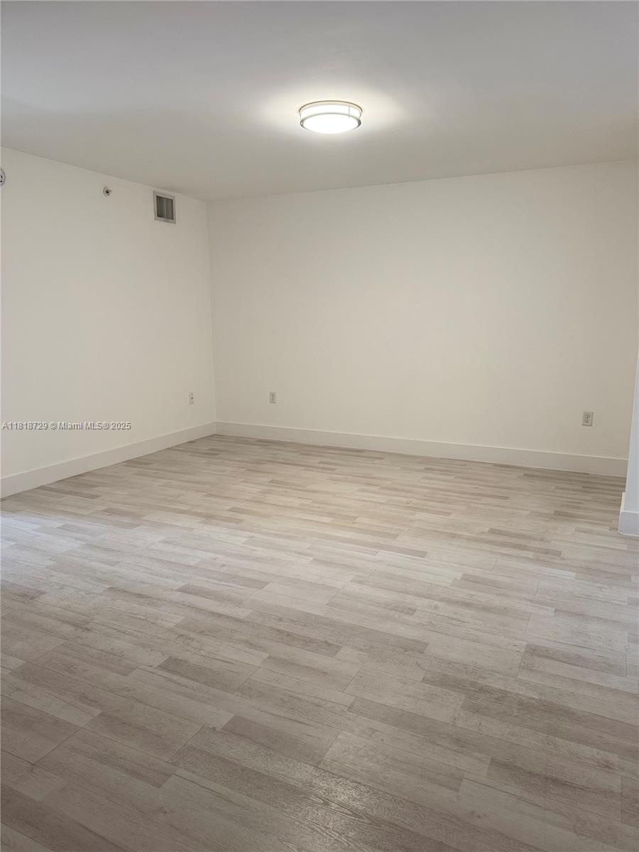 1029 NW 3rd St 303