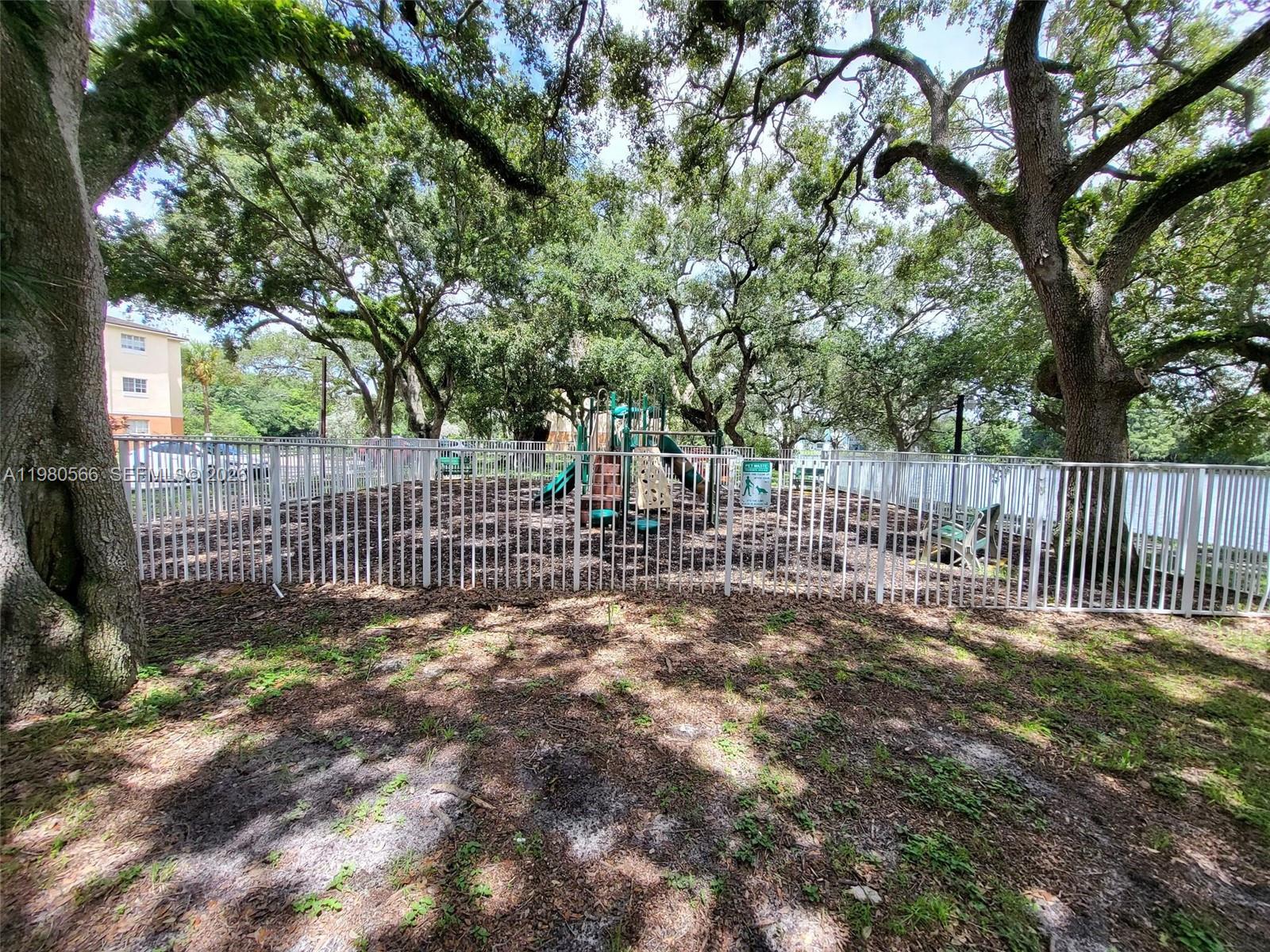 LAKEWOOD AT EMERALD HILLS - Residential Lease