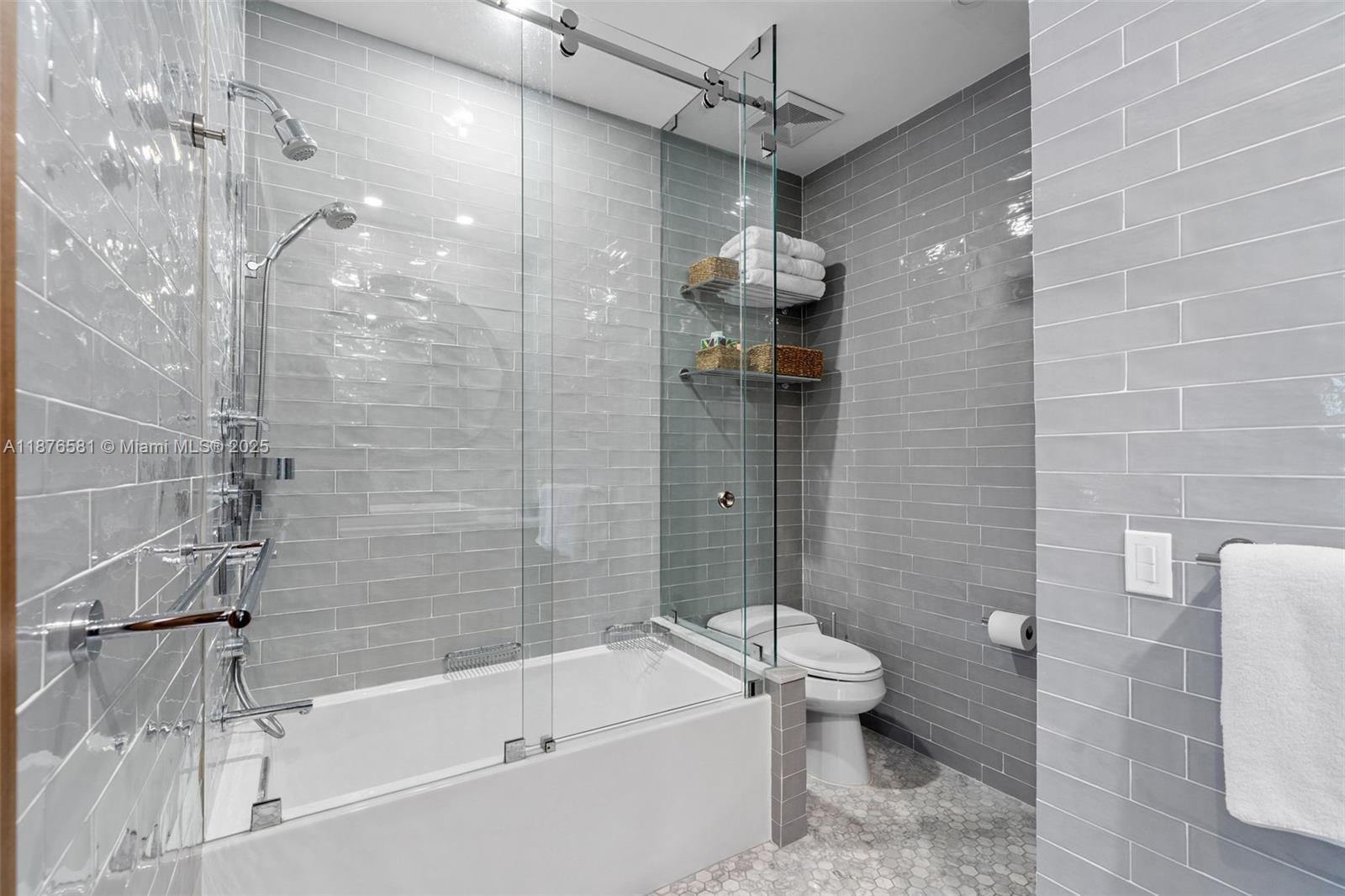 EASTERN SHORES 1ST ADDN - Residential