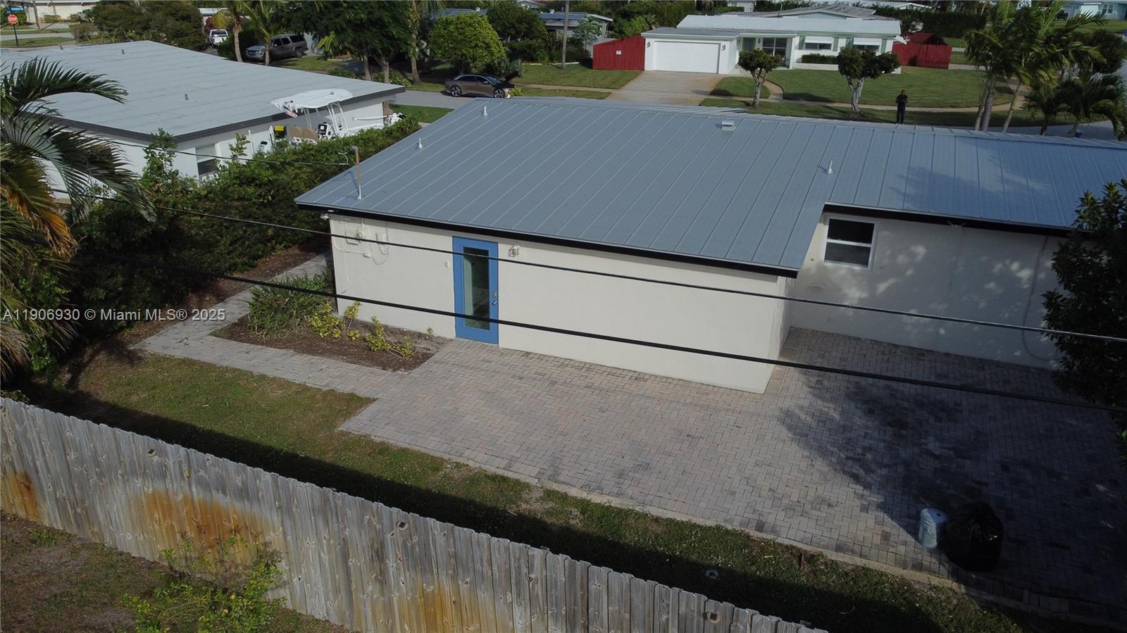 NORTH PALM BEACH VILLAGE - Residential