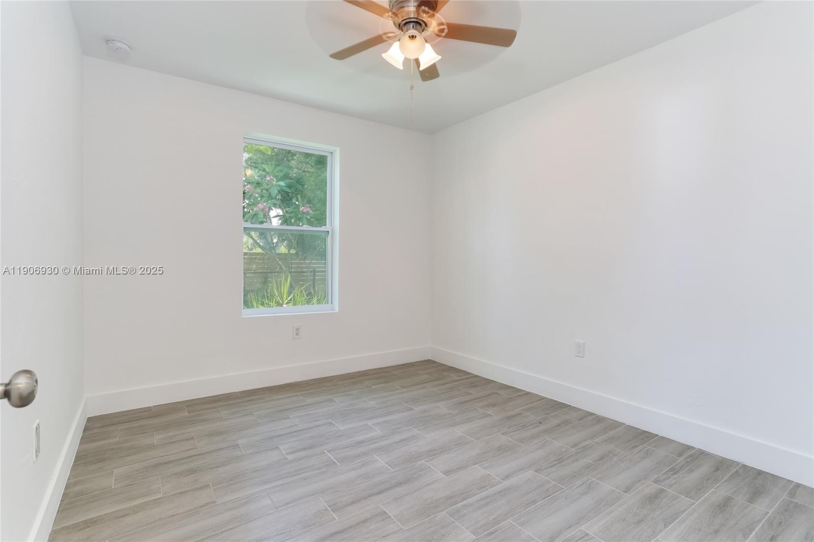 NORTH PALM BEACH VILLAGE - Residential