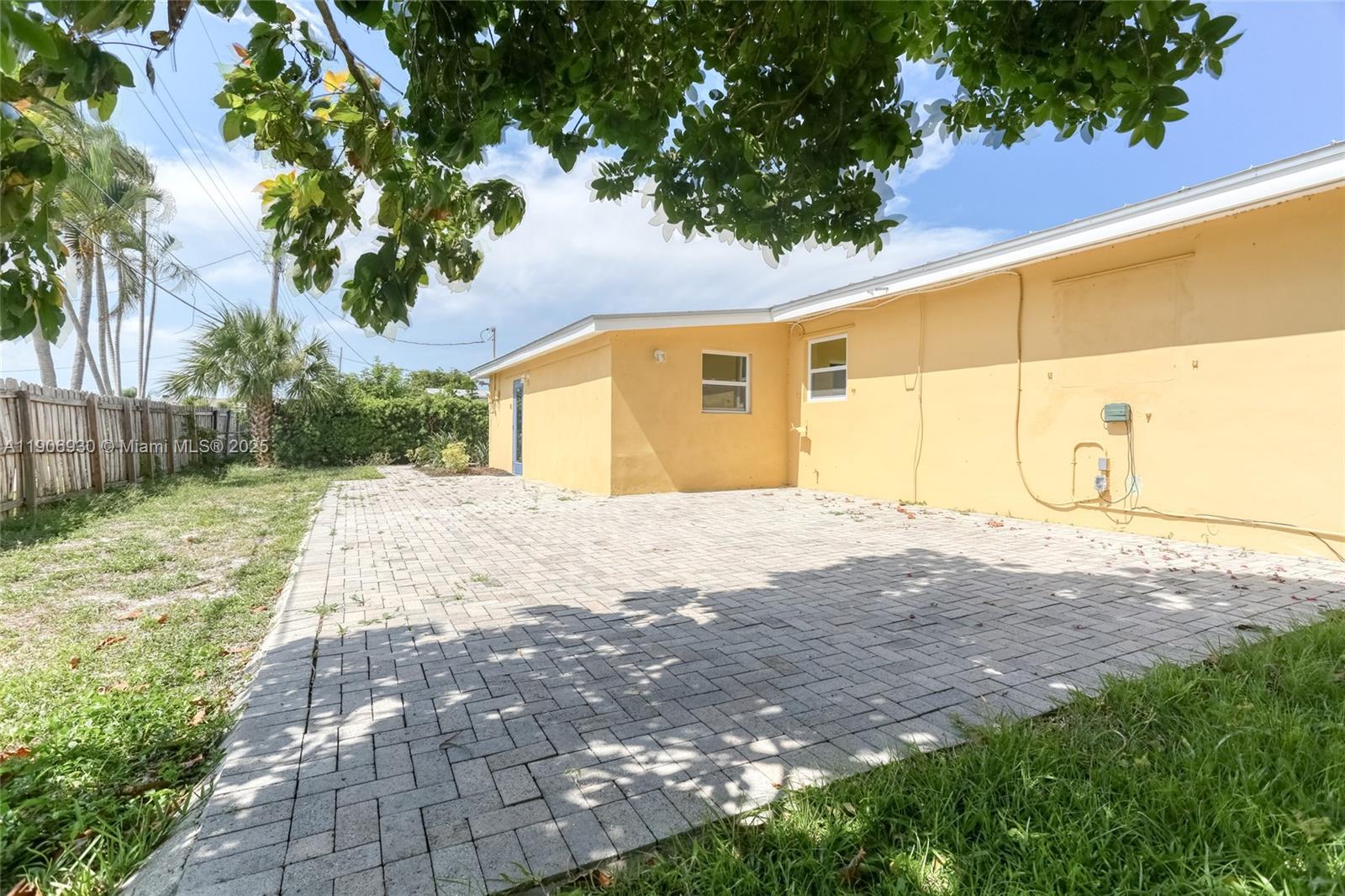 NORTH PALM BEACH VILLAGE - Residential