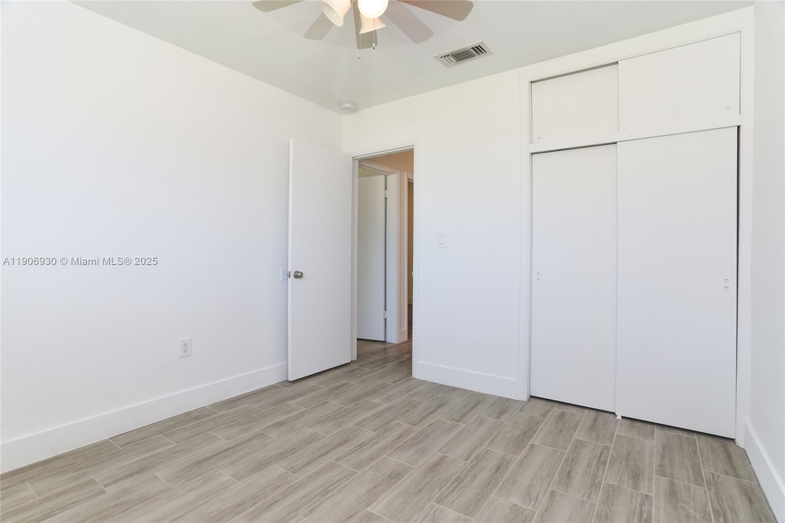 NORTH PALM BEACH VILLAGE - Residential