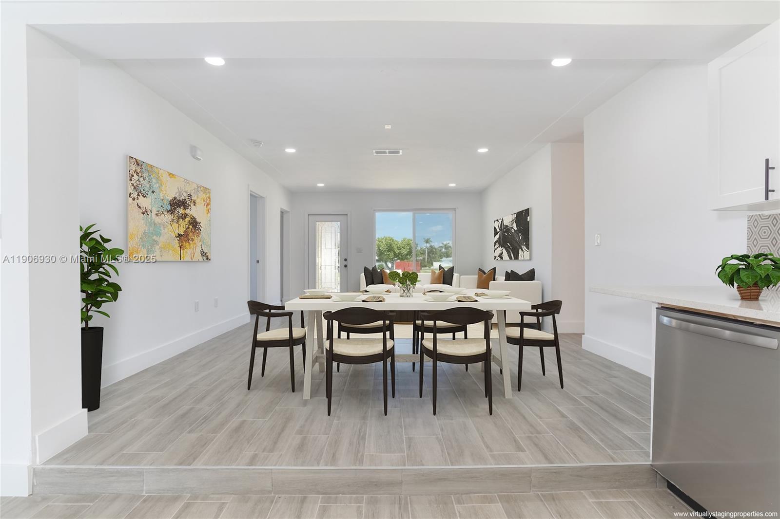 NORTH PALM BEACH VILLAGE - Residential