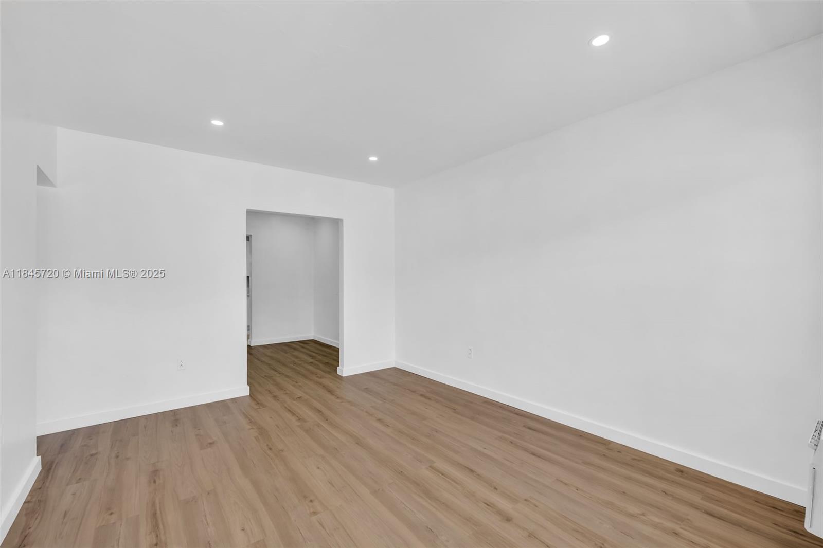 1315 NE 146th St 1311
