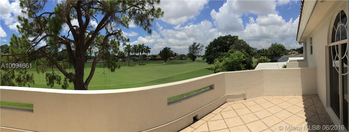 Country Club Miami Estate - Residential Lease