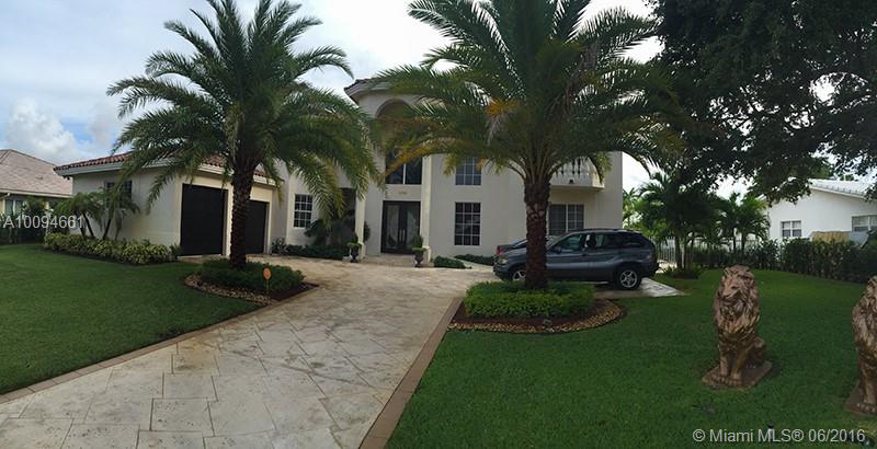 Country Club Miami Estate - Residential Lease