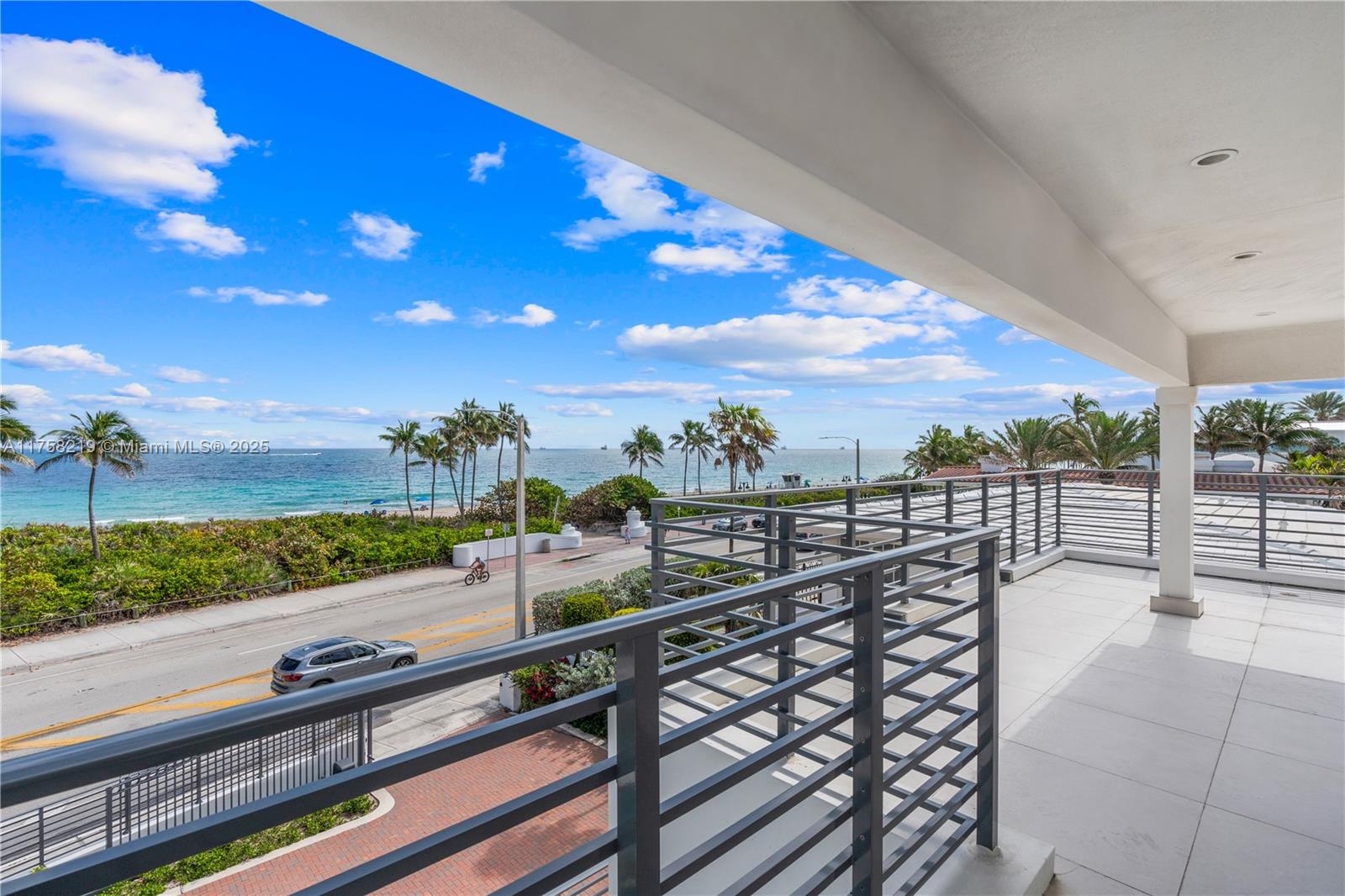 LAS OLAS BY THE SEA EXT - Residential Lease