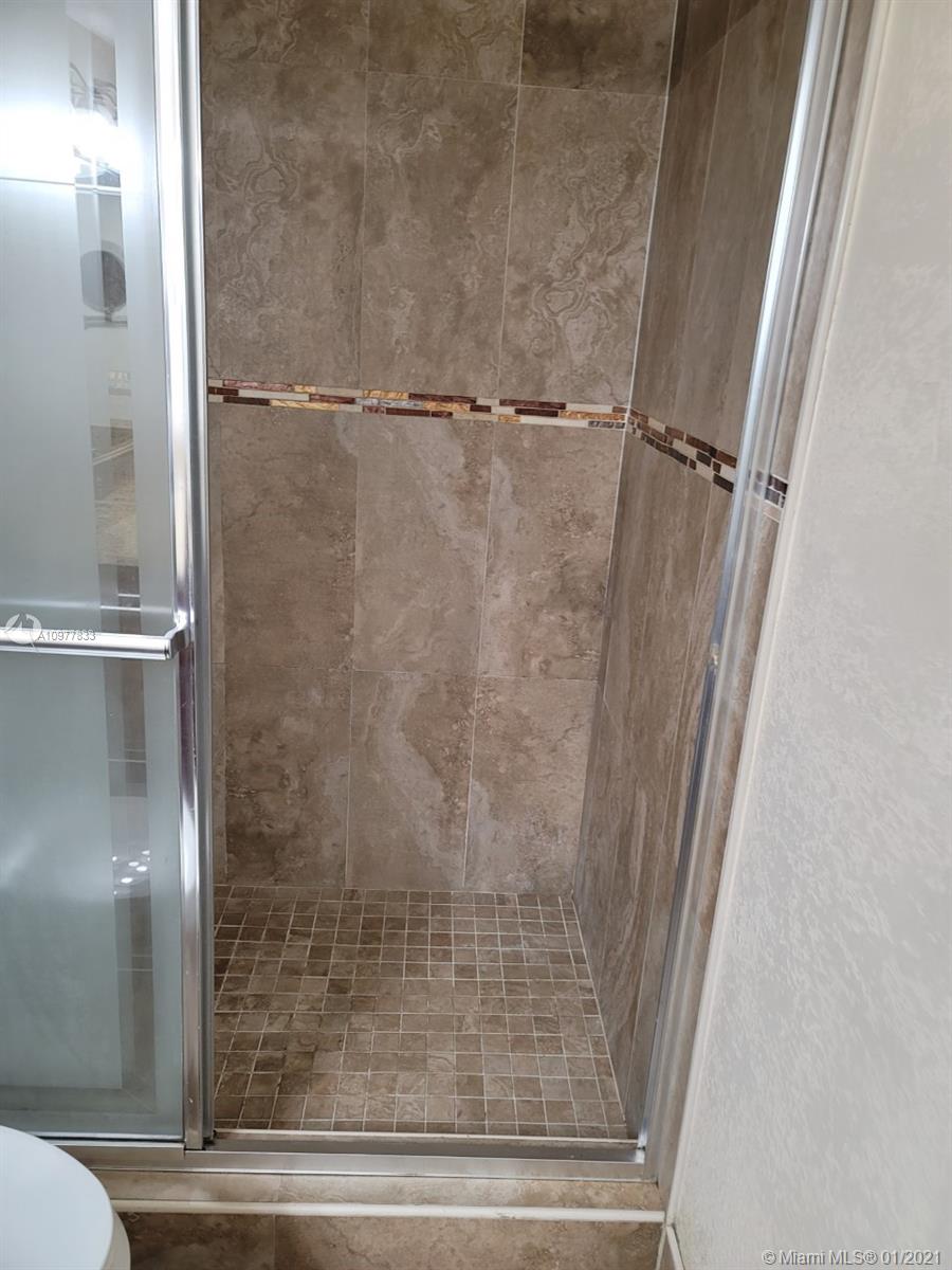 LAS VISTAS AT DORAL CONDO - Residential Lease