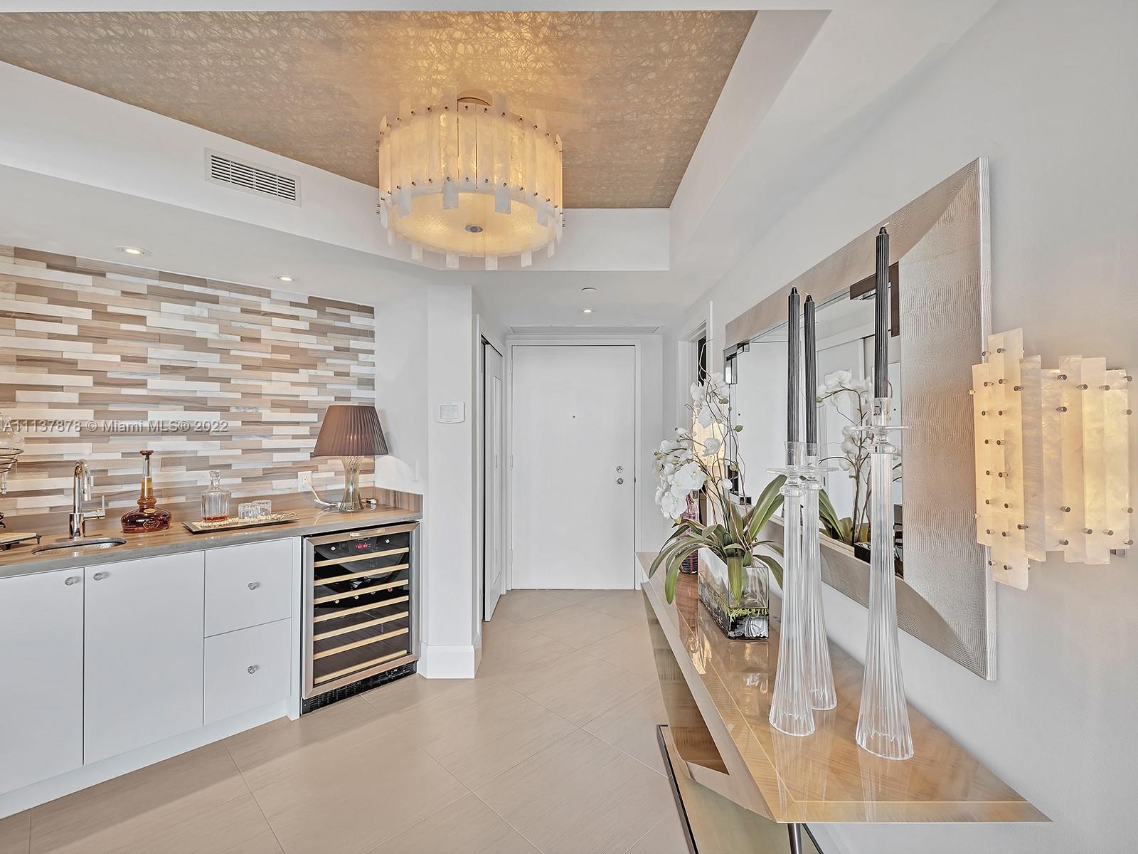 4000 ISL BLVD WILLIAMS IS - Residential