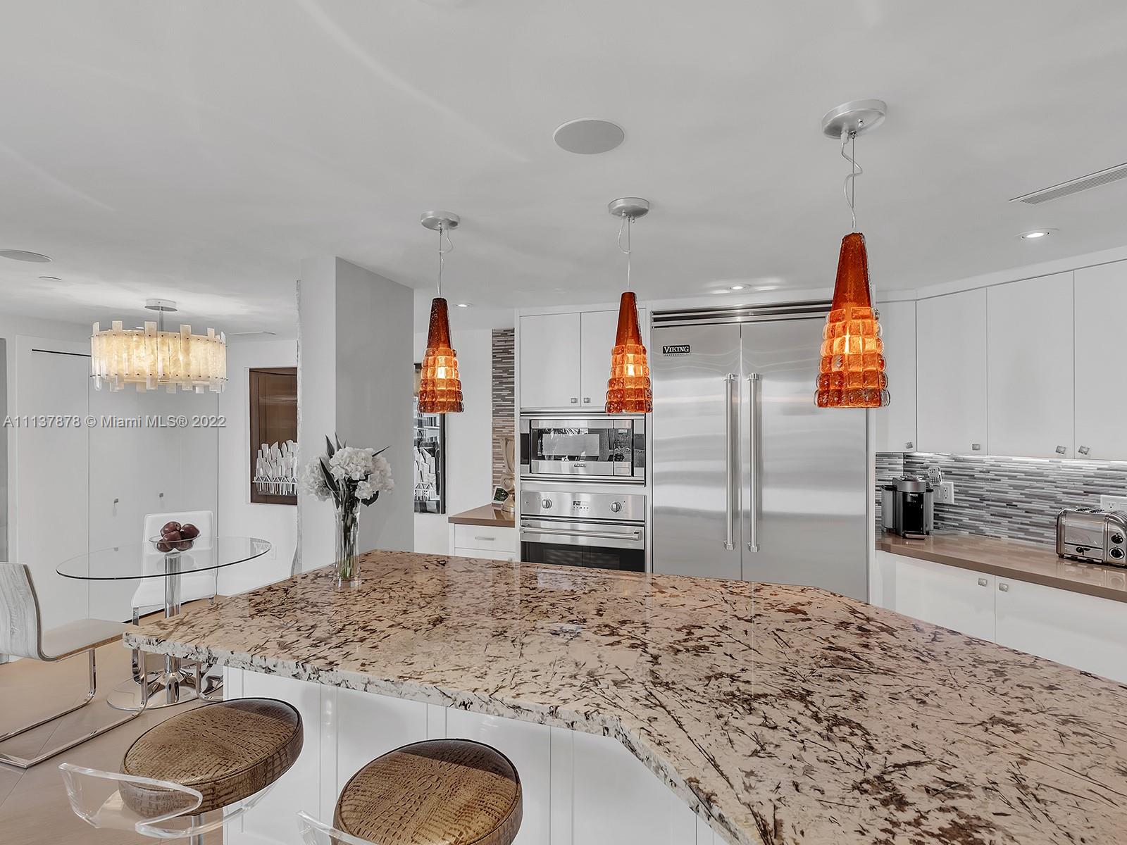 4000 ISL BLVD WILLIAMS IS - Residential