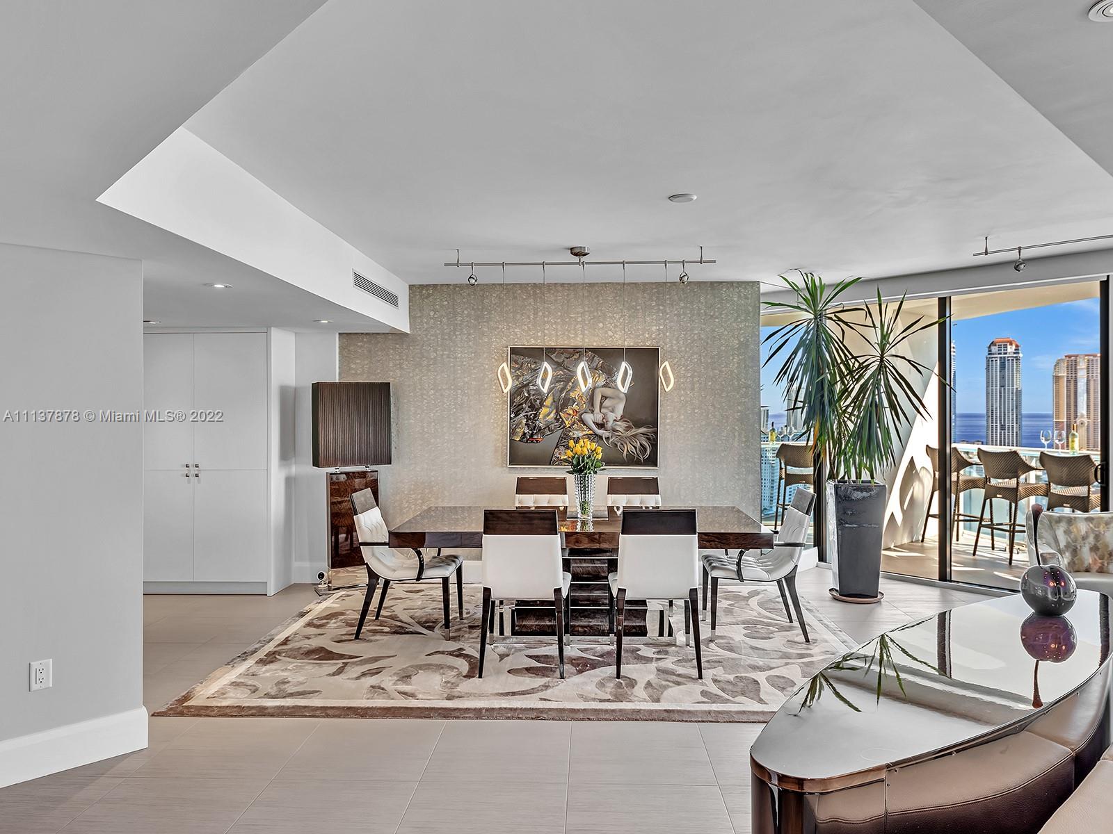 4000 ISL BLVD WILLIAMS IS - Residential