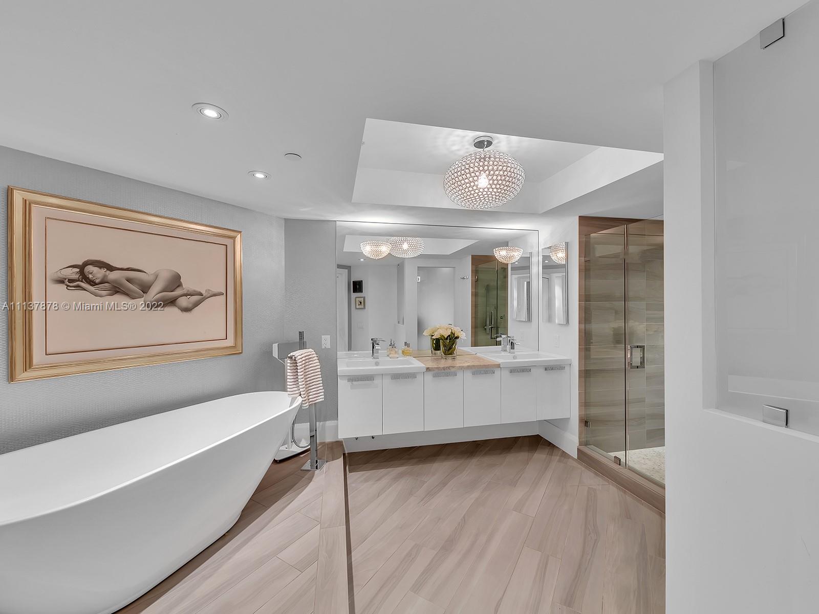 4000 ISL BLVD WILLIAMS IS - Residential